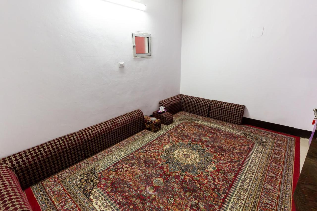 العييري للوحدات السكنية المفروشة الباحة 2 Al Bahah Luaran gambar