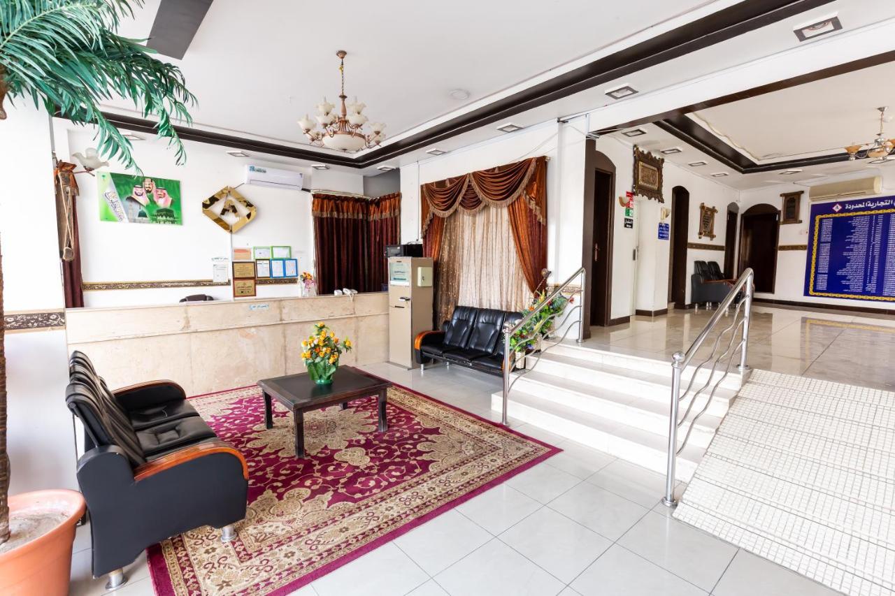 العييري للوحدات السكنية المفروشة الباحة 2 Al Bahah Luaran gambar