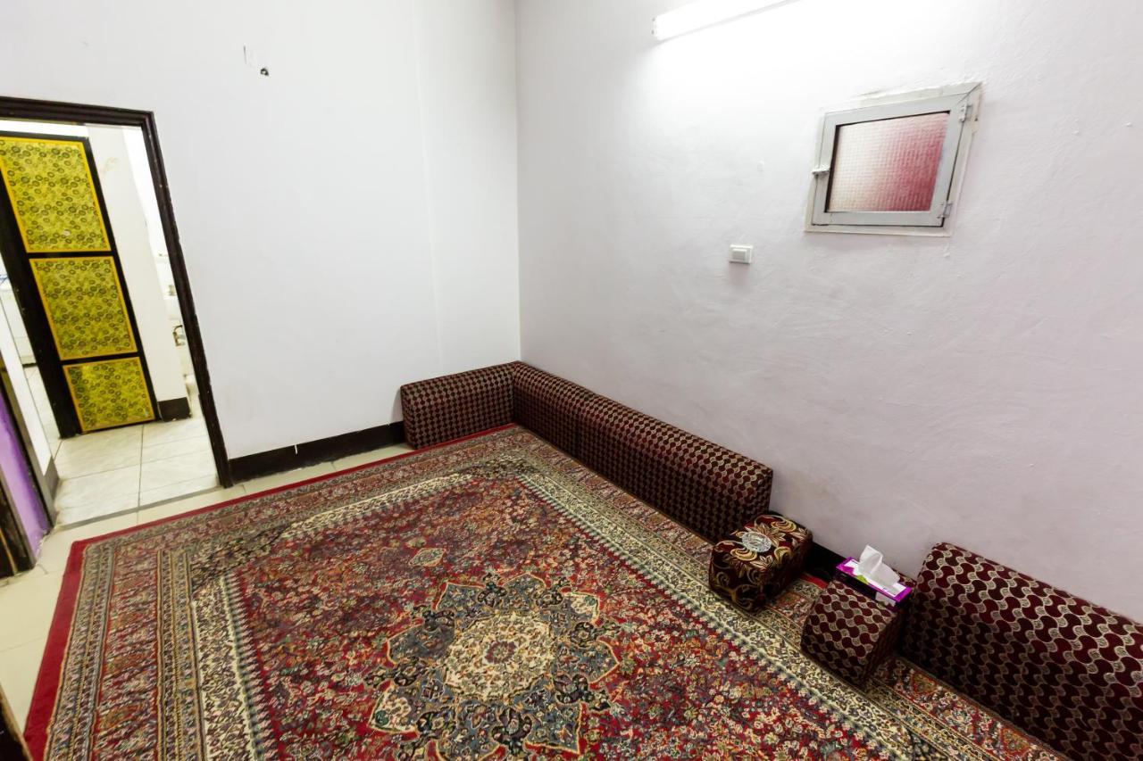 العييري للوحدات السكنية المفروشة الباحة 2 Al Bahah Luaran gambar